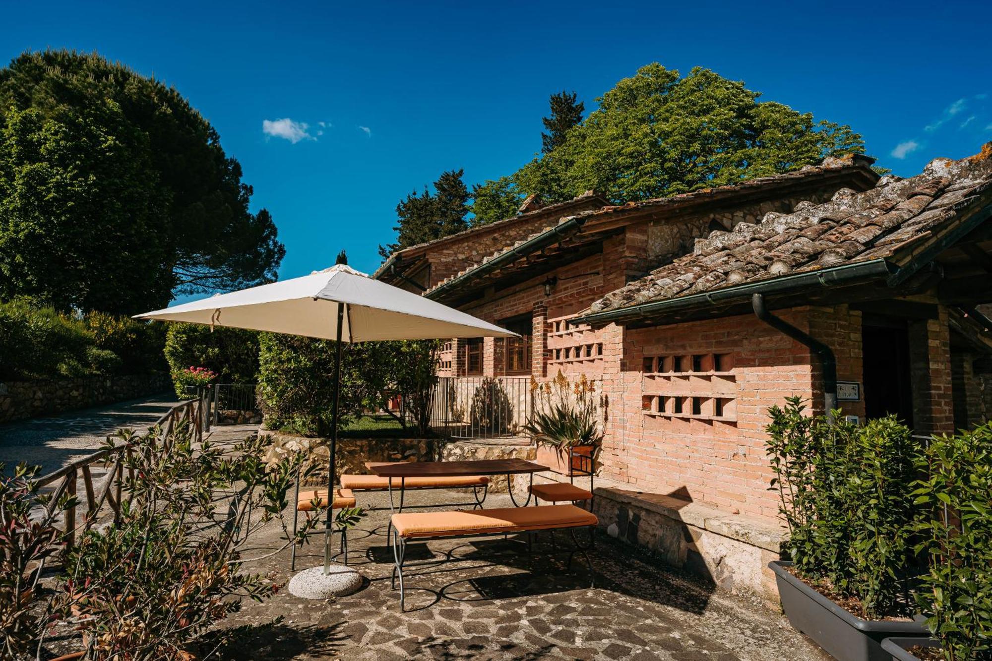 Borgo Il Poggiaccio Residenza D'Epoca Guest House Sovicille Eksteriør bilde