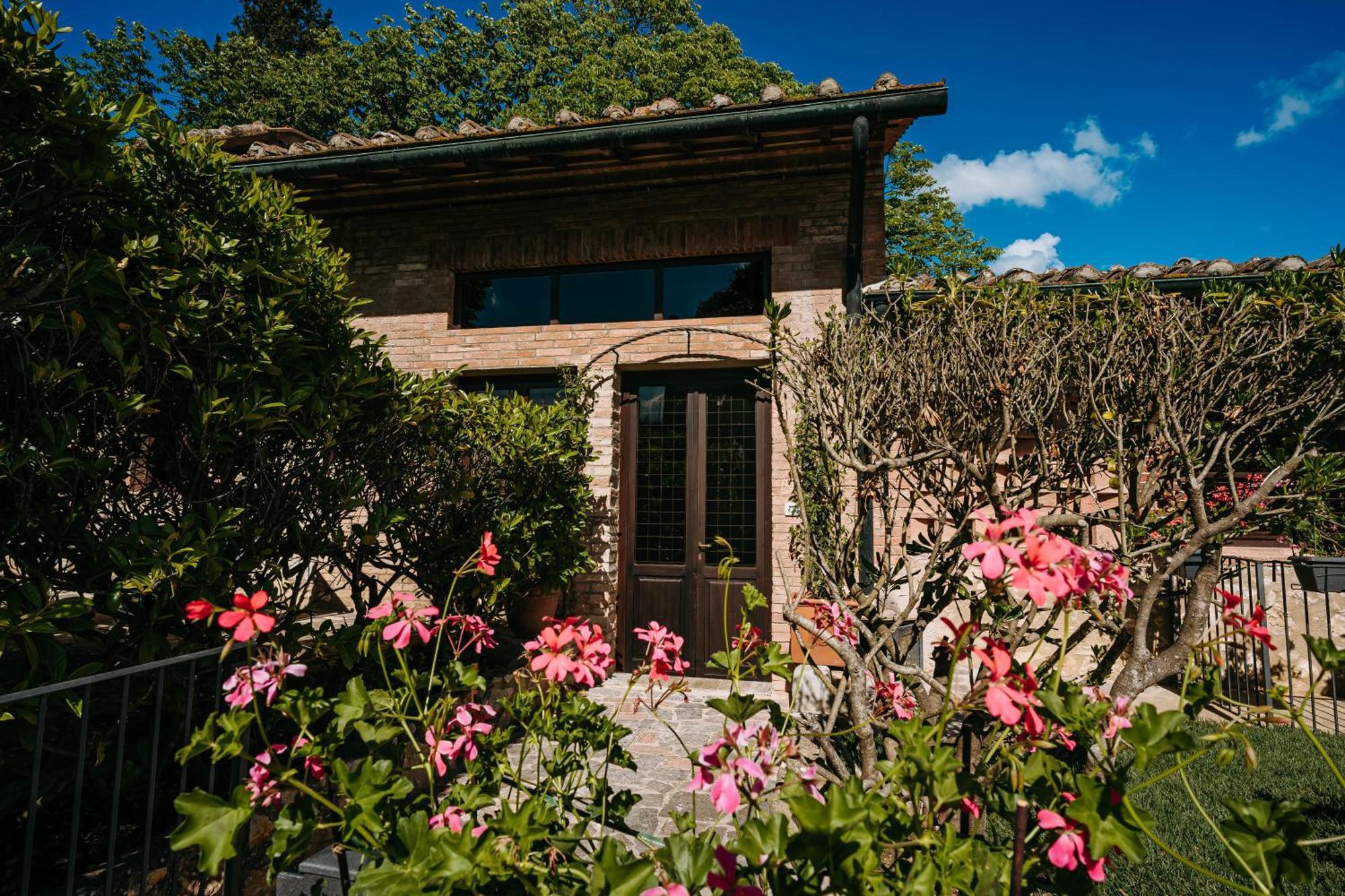 Borgo Il Poggiaccio Residenza D'Epoca Guest House Sovicille Eksteriør bilde